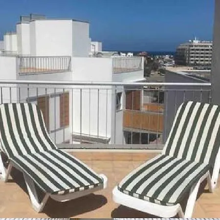 Stunning Chic Penthouse Retreat In Front Of The